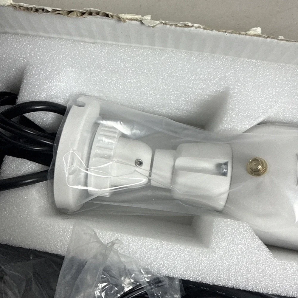 Honeywell IPCAM-WOC1 1080p Wi-Fi Bullet Camera White Open Box Some Cosmetic Wear